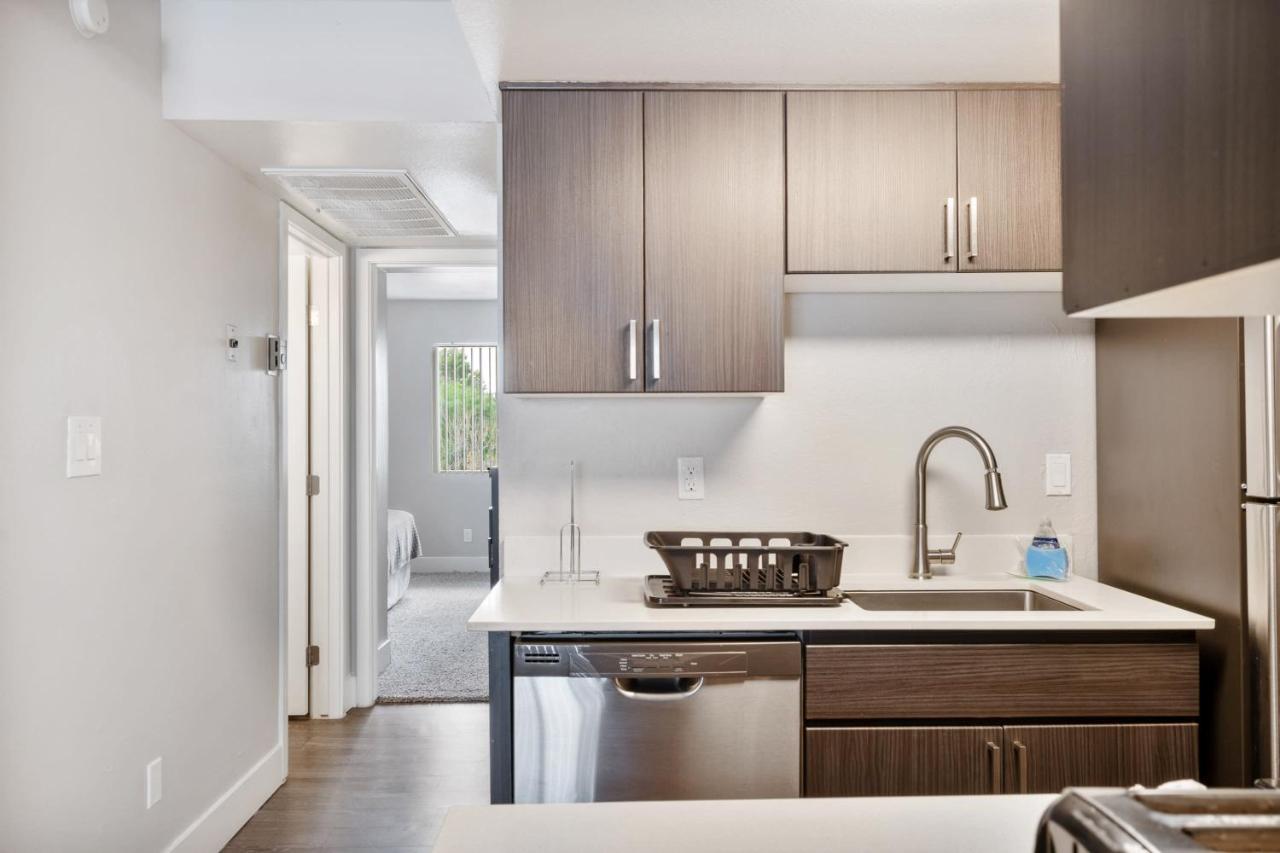 Modern 1br W Swimming Pool By Gia Apartamento *